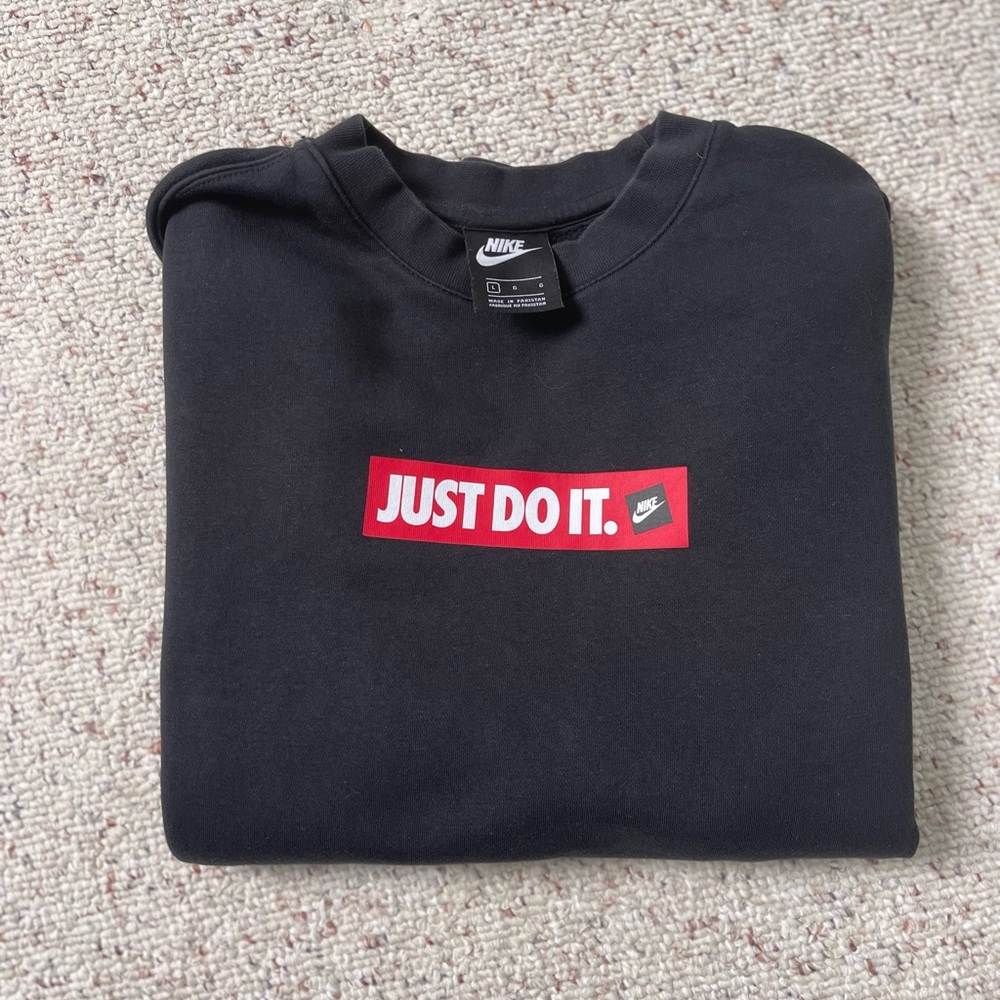 Mens Nike Just Do It crew sweatshirt